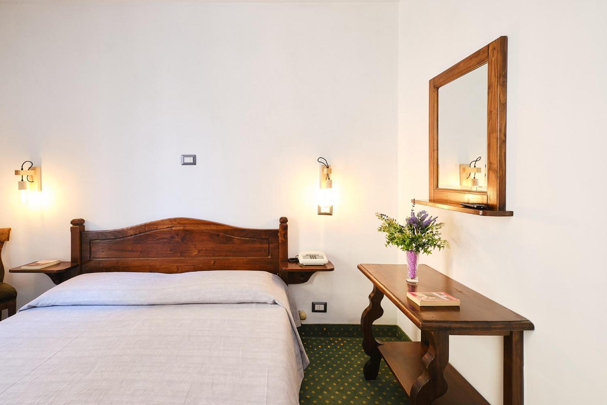 Albergo Della Posta Bracciano  Bagian luar foto