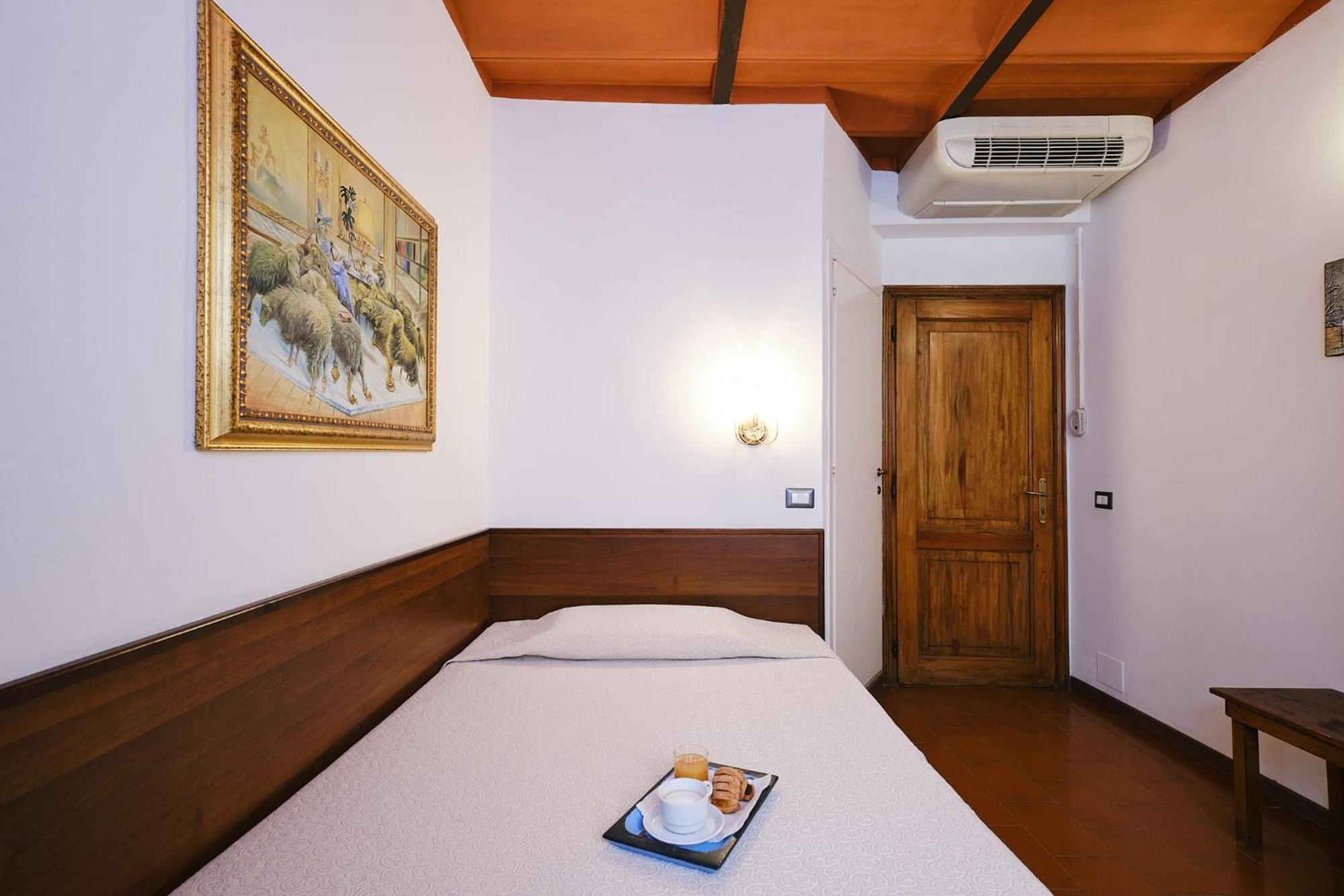 Albergo Della Posta Bracciano  Bagian luar foto